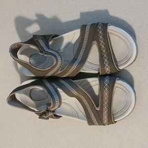 Dr Scholl's Gel Cushion Leather Web Slingback Sandal Shoe Women's S10M